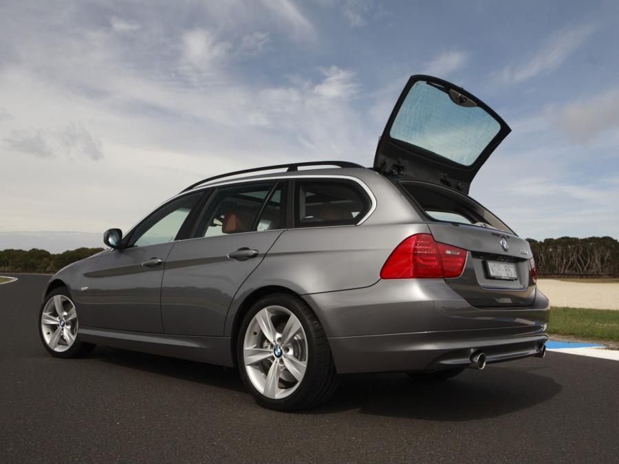  BMW 335i Touring 2008 года  (AU) (фото 5 из 16)
